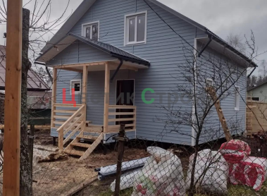 Каркасный дом 8х8 полтора этажа в сайдинге